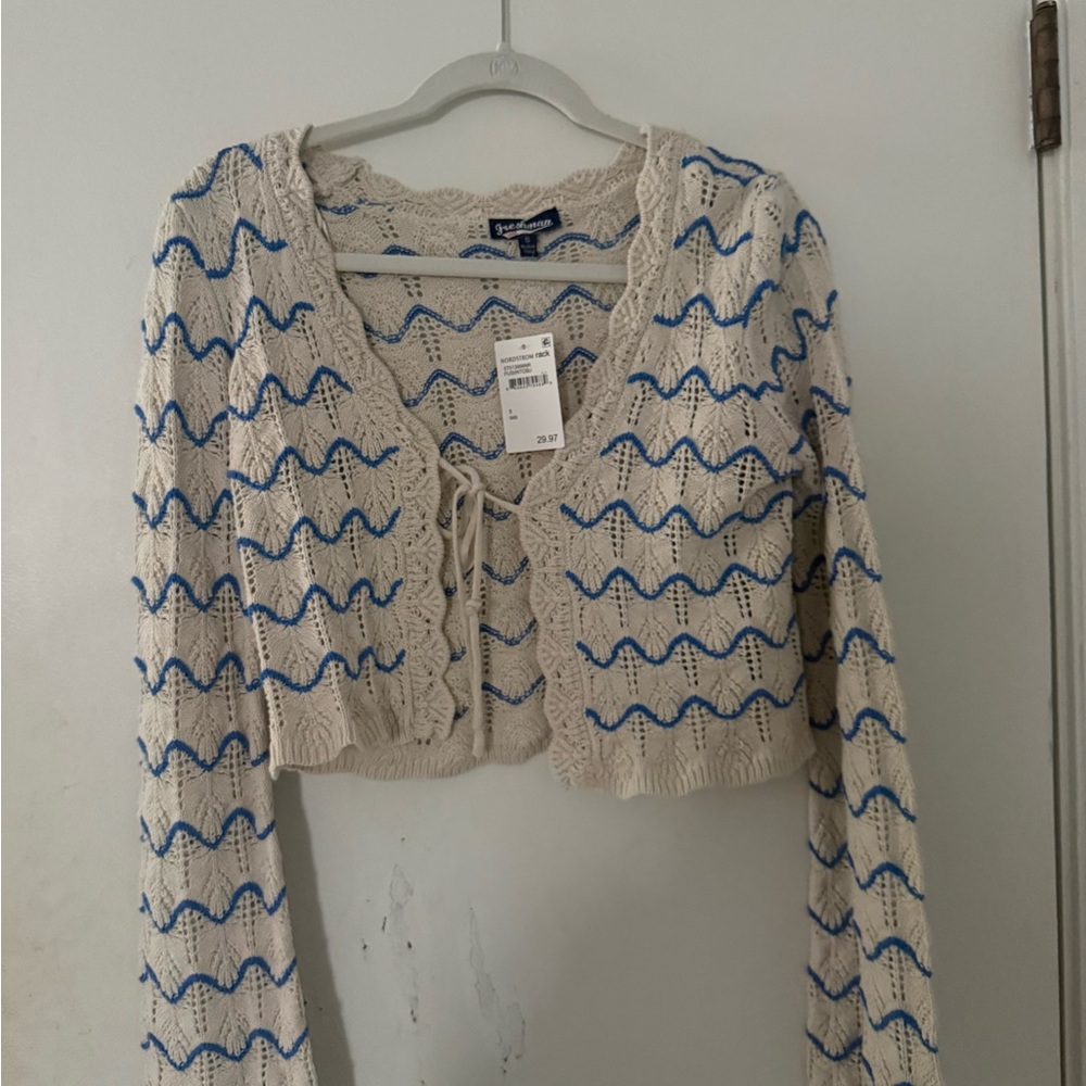 Nordstrom Cream Cropped Knit Cardigan with Blue Wave Trim